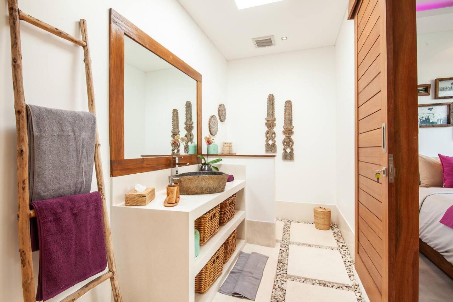 Villa 5 Bd Avec Chill-out Extrieur Seminyak (Bali)